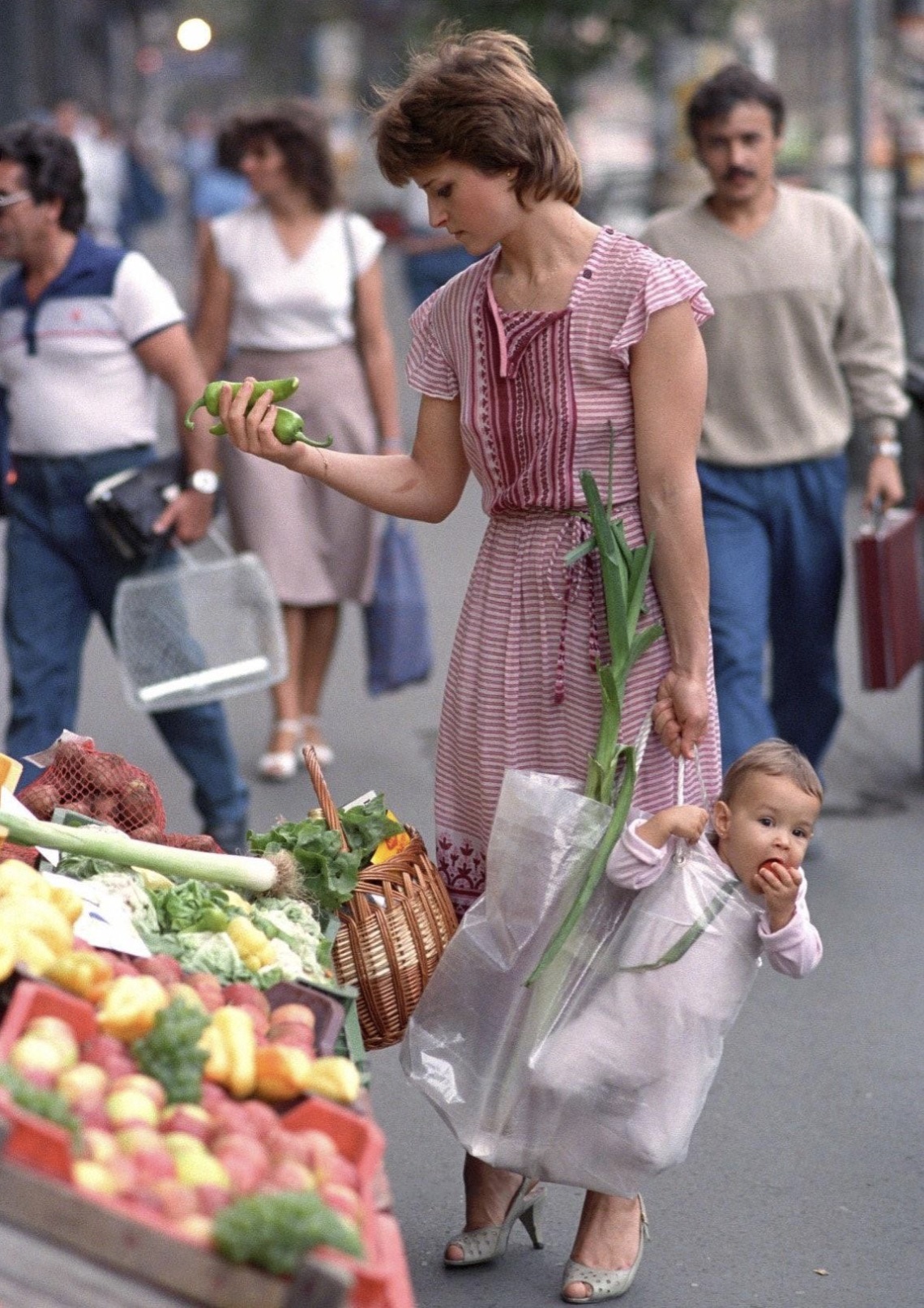 mother and daughter at budapest market 1987